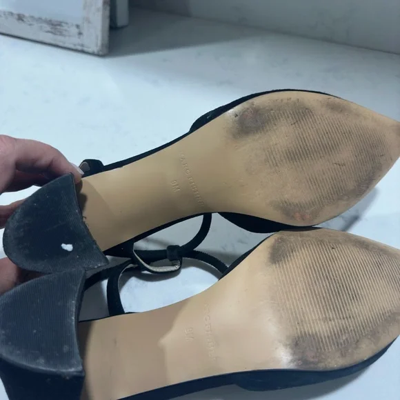 EUC maybe worn a few times low heels - Picture 8 of 9